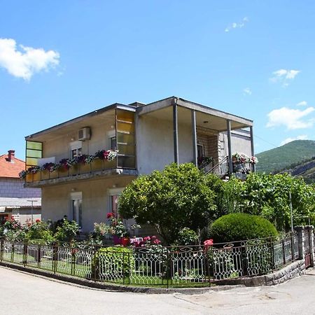 Cvijetna Oaza Daire Trebin Dış mekan fotoğraf