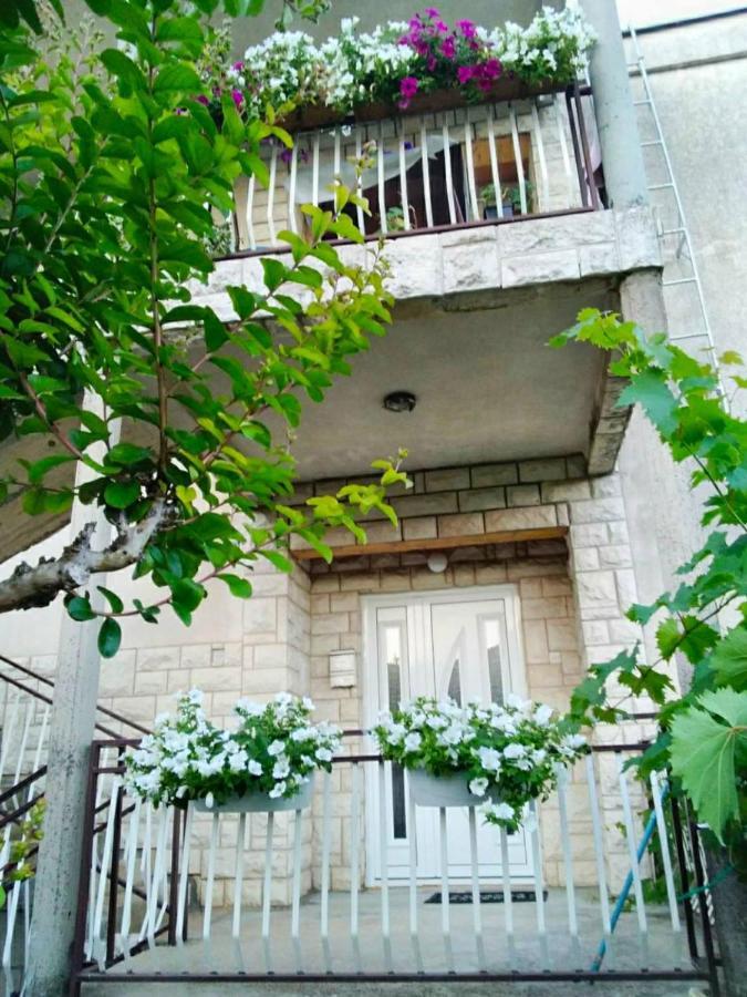Cvijetna Oaza Daire Trebin Dış mekan fotoğraf