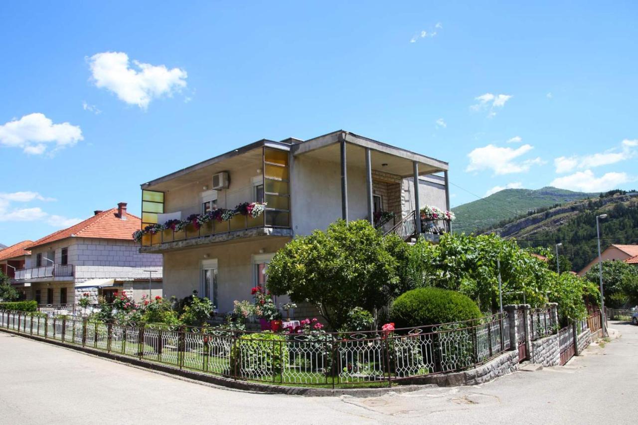 Cvijetna Oaza Daire Trebin Dış mekan fotoğraf